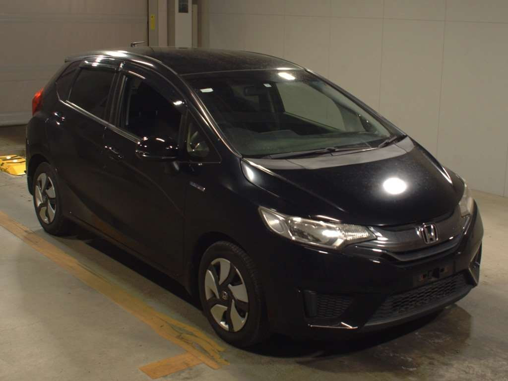 2013 Honda Fit Hybrid GP5[2]