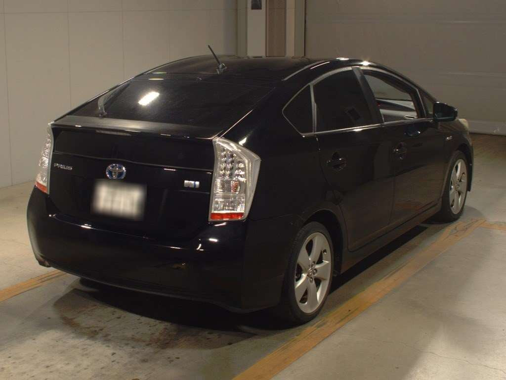 2011 Toyota Prius ZVW30[1]