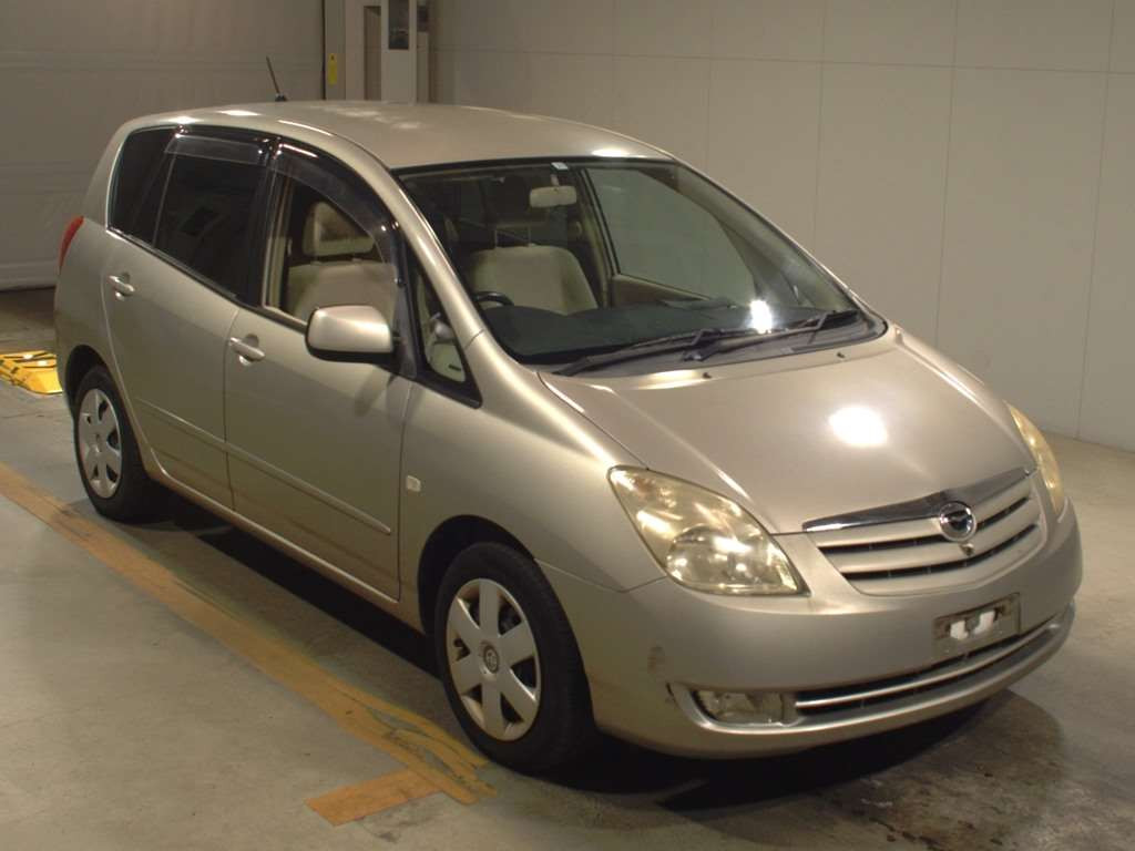 2003 Toyota Corolla Spacio NZE121N[2]