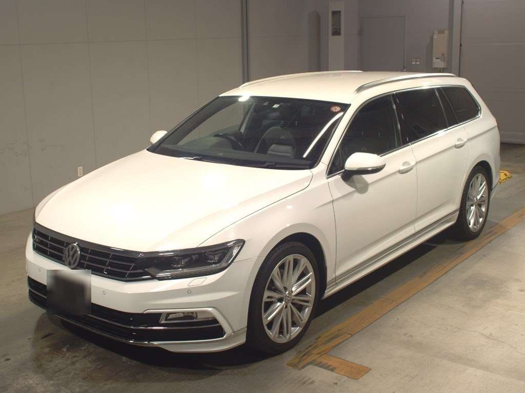 2016 Volkswagen Passat Variant 3CCZE[0]