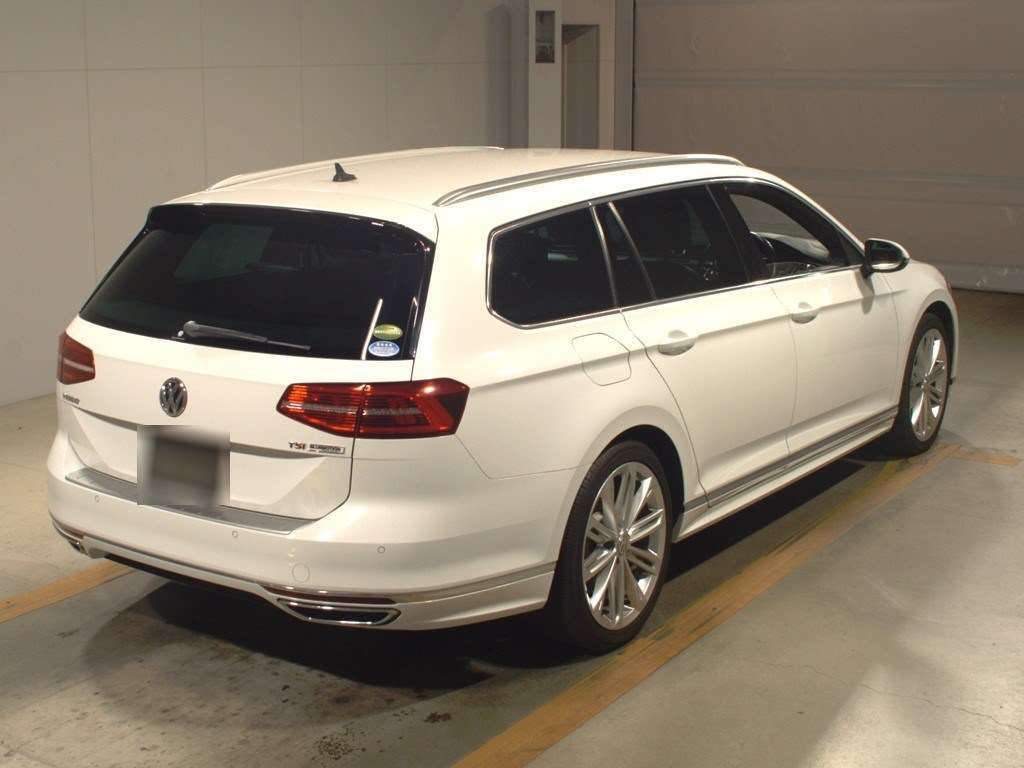 2016 Volkswagen Passat Variant 3CCZE[1]