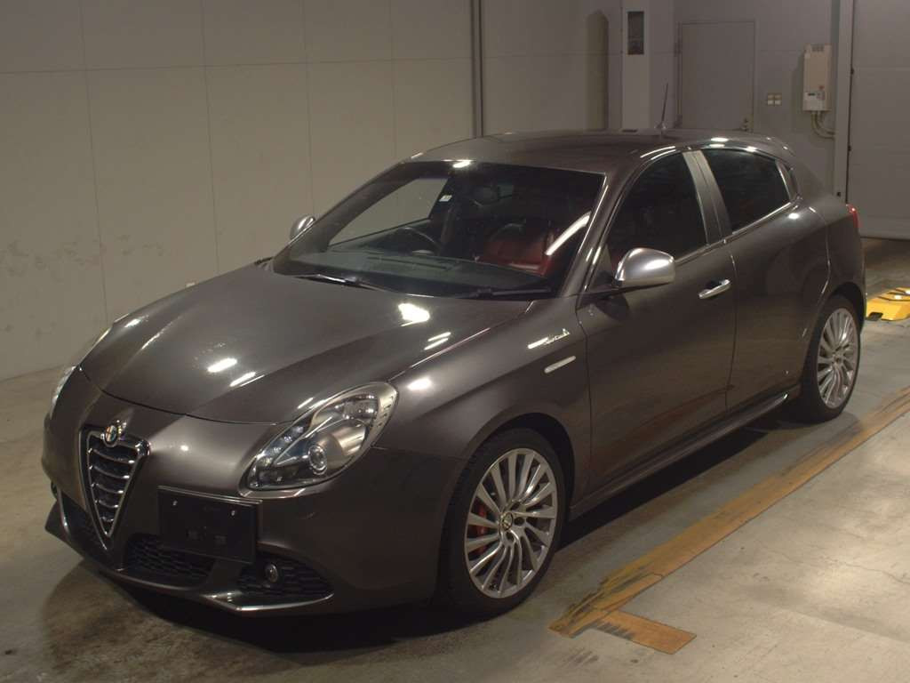 2014 Alfa Romeo Giulietta 940141[0]