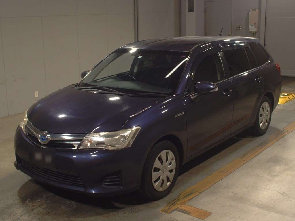 2013 Toyota Corolla Fielder NKE165G[0]