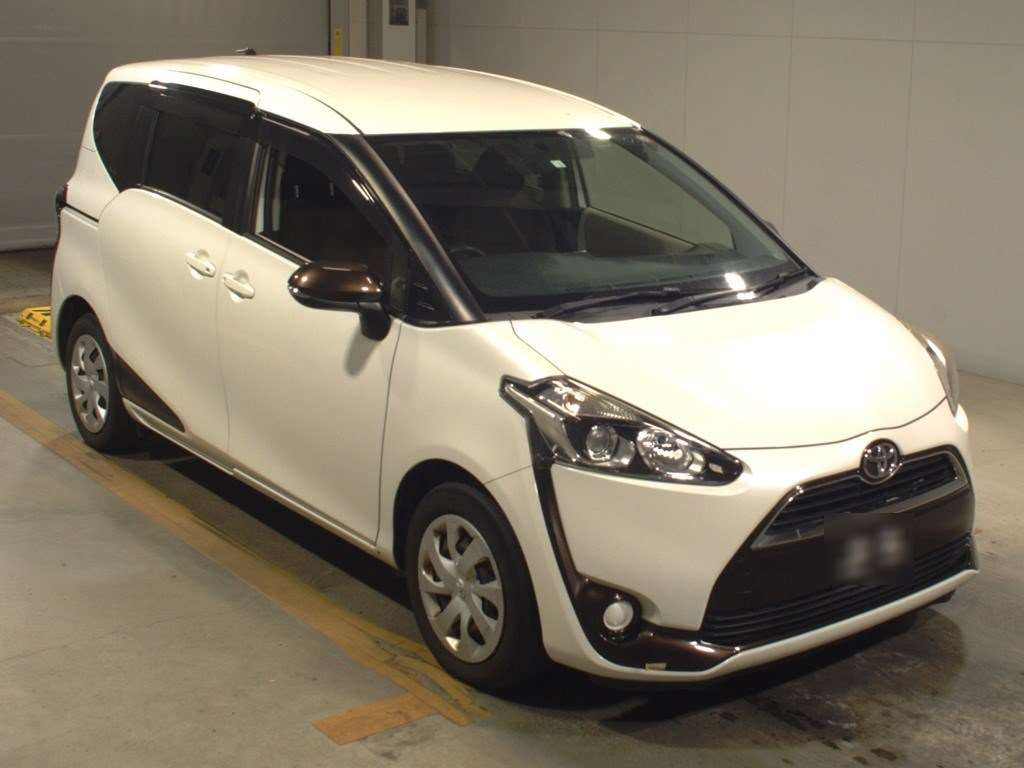 2016 Toyota Sienta NSP170G[2]