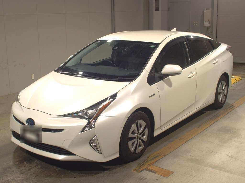 2017 Toyota Prius ZVW51[0]