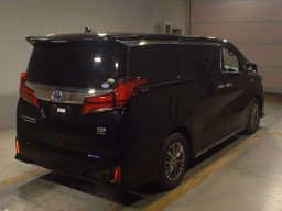 2019 Toyota Alphard Hybrid