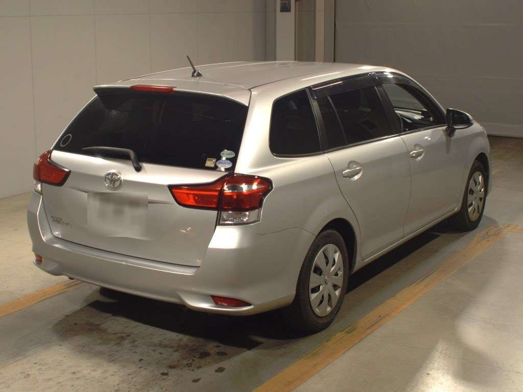 2015 Toyota Corolla Fielder NRE161G[1]