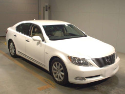 2007 Lexus LS