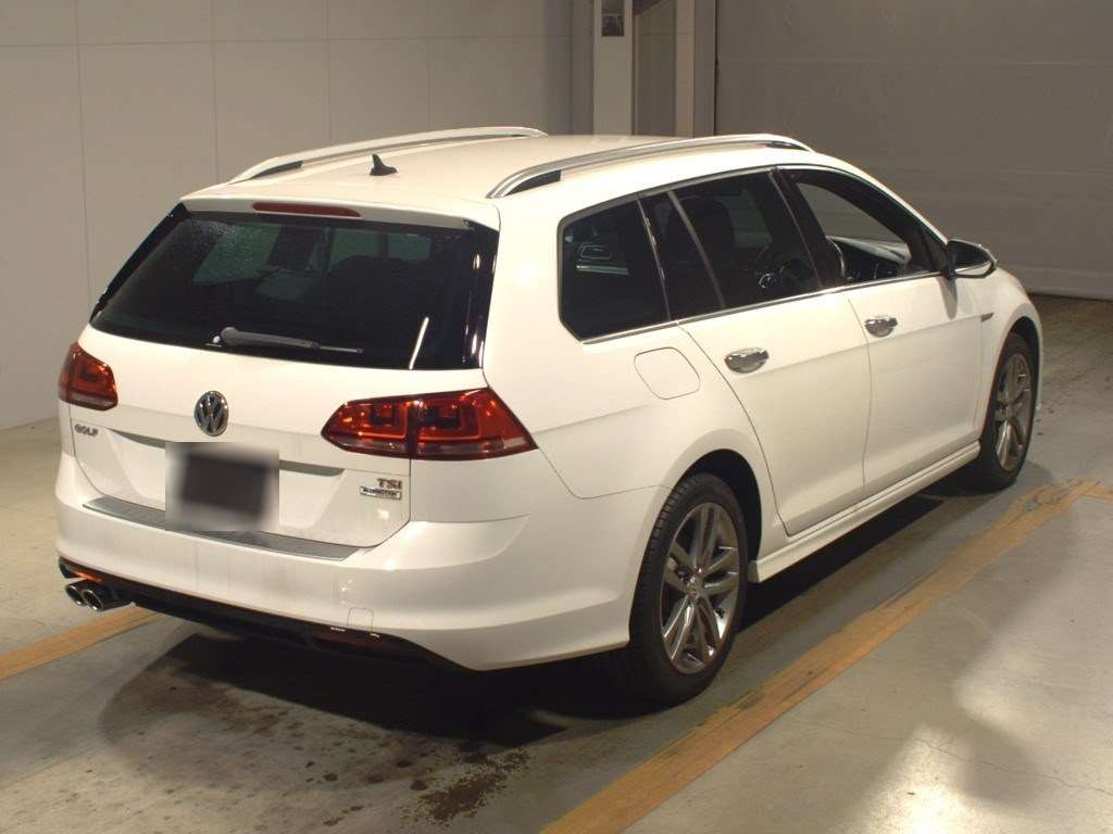 2015 Volkswagen Golf Variant AUCHP[1]