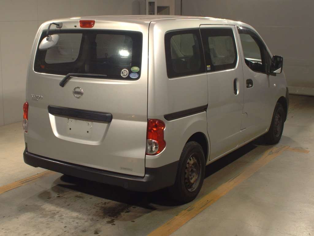 2013 Nissan NV200 Vanette VM20[1]