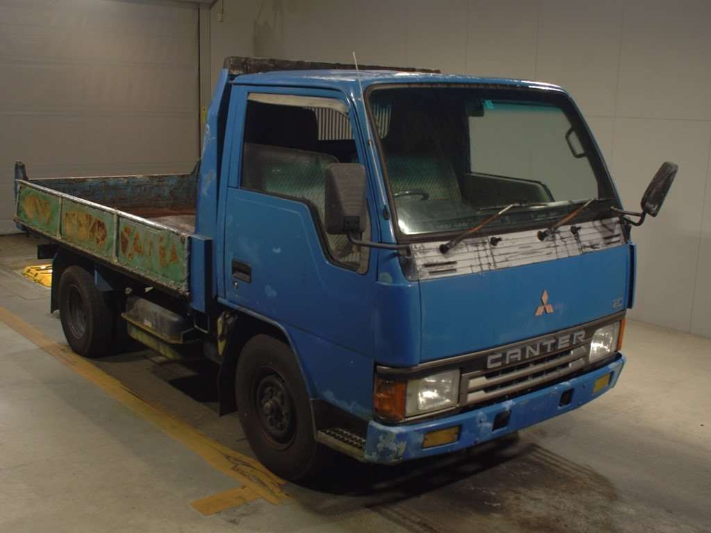 1992 Mitsubishi Fuso Canter FE301BD[2]