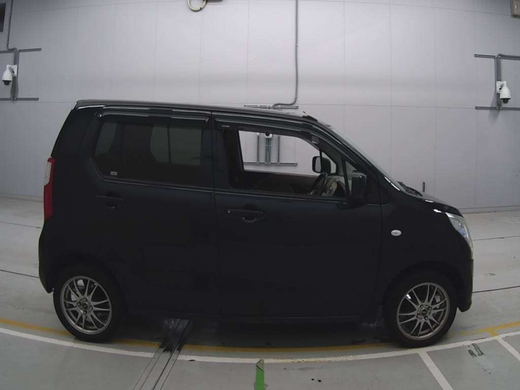 2013 Suzuki Wagon R MH34S[2]