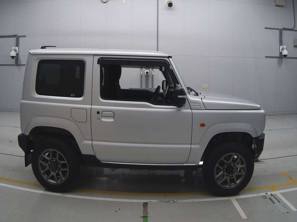 2021 Suzuki Jimny JB64W[2]