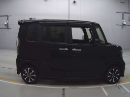 2020 Honda N-BOX CUSTOM