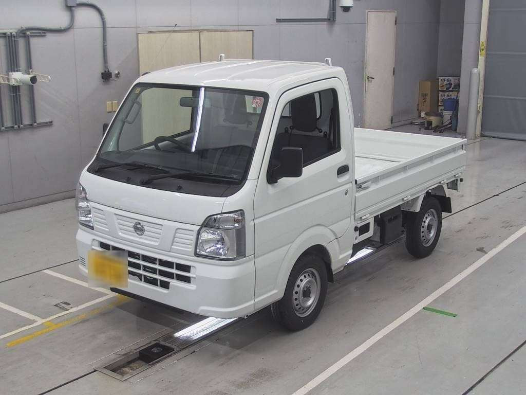 2023 Nissan NT100 Clipper DR16T[0]