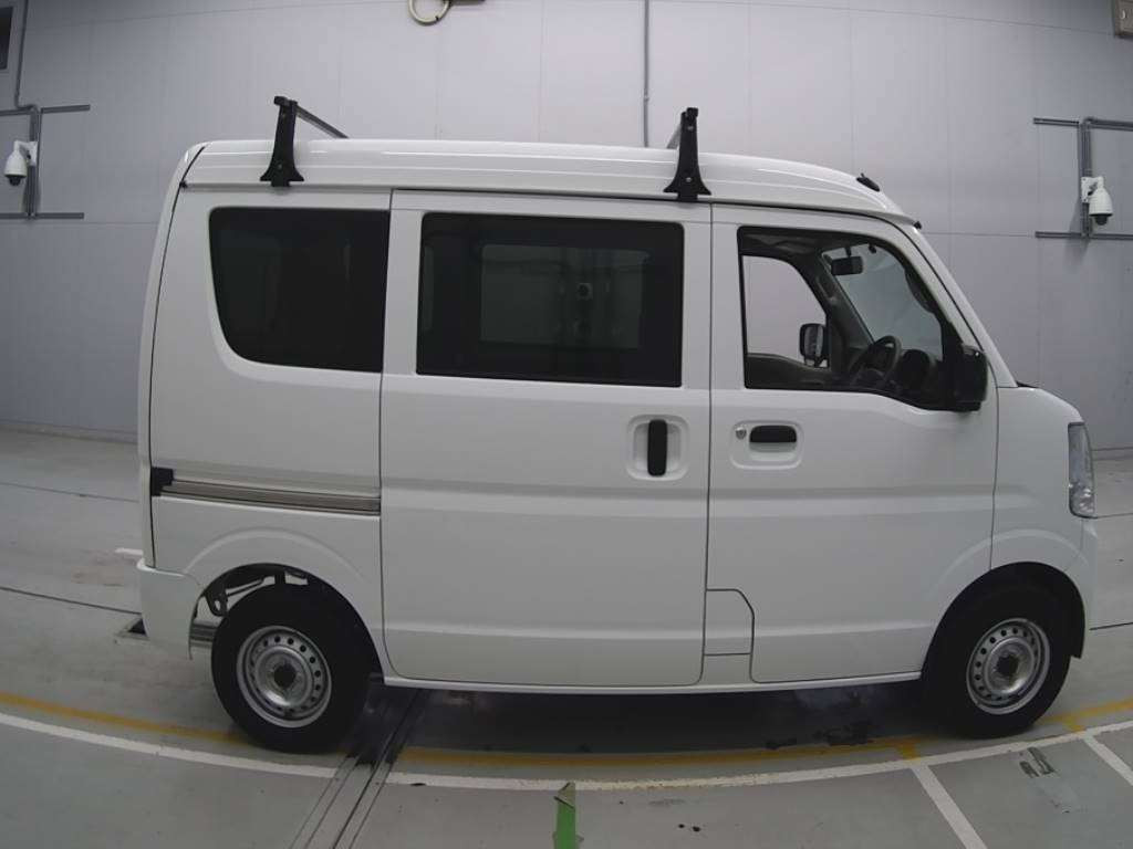 2024 Nissan NV100 Clipper DR17V[2]