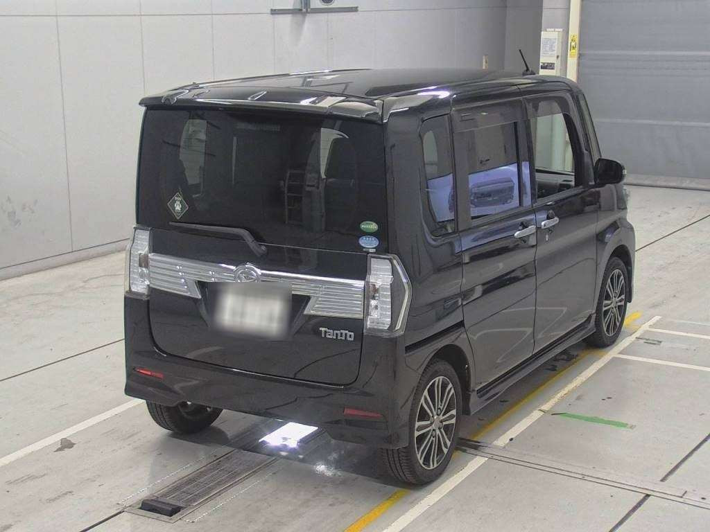 2017 Daihatsu Tanto LA600S[1]