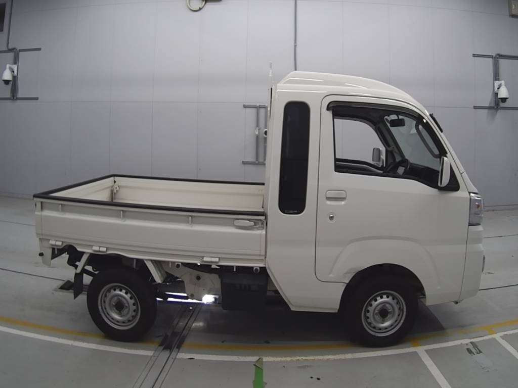 2014 Daihatsu Hijet Truck S500P[2]