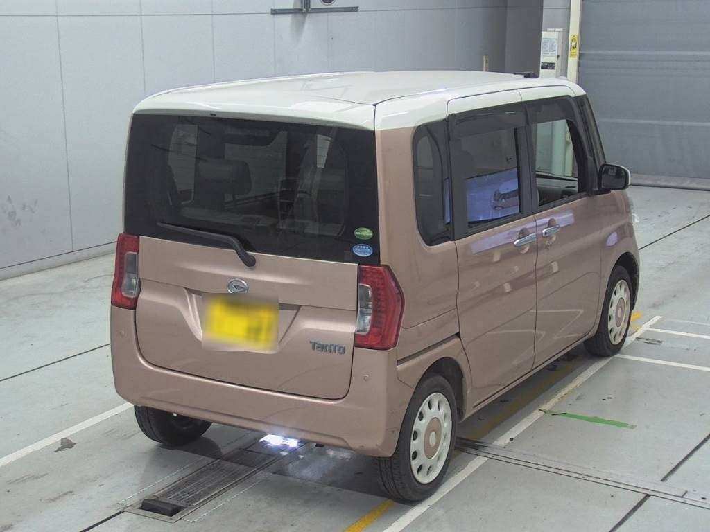 2016 Daihatsu Tanto LA600S[1]