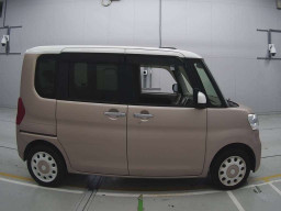 2016 Daihatsu Tanto