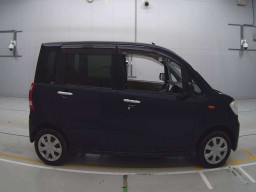 2010 Daihatsu Tanto exe