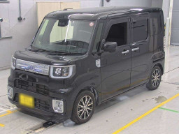 2018 Daihatsu Wake