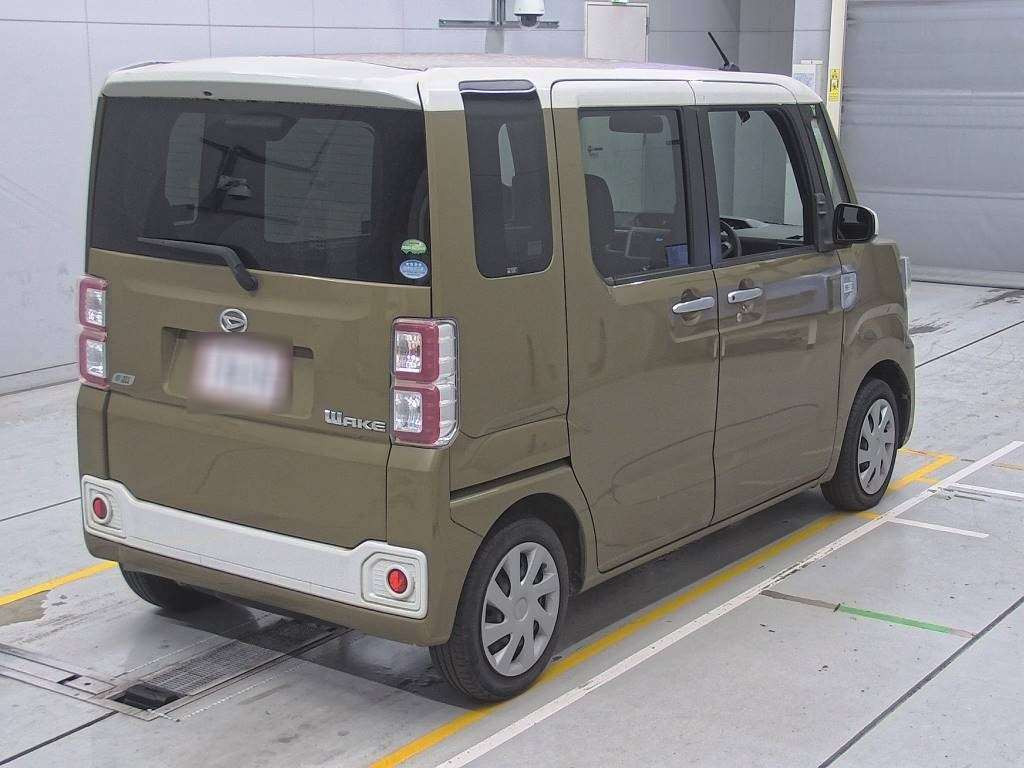 2014 Daihatsu Wake LA700S[1]