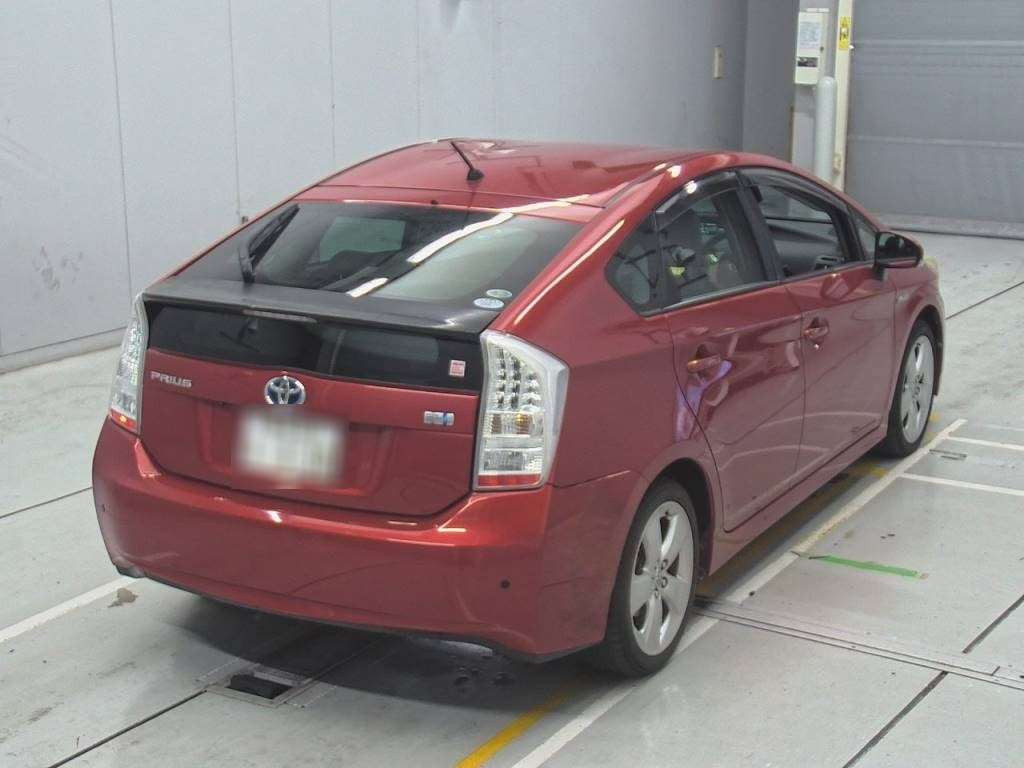 2010 Toyota Prius ZVW30[1]