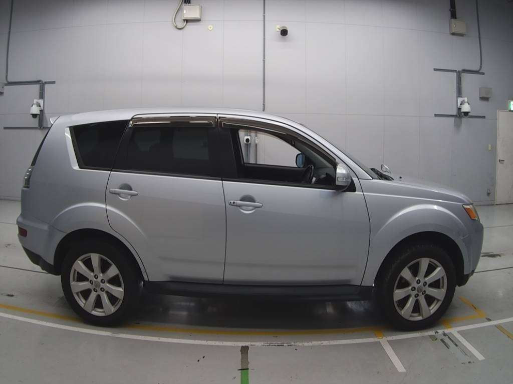 2010 Mitsubishi Outlander CW5W[2]