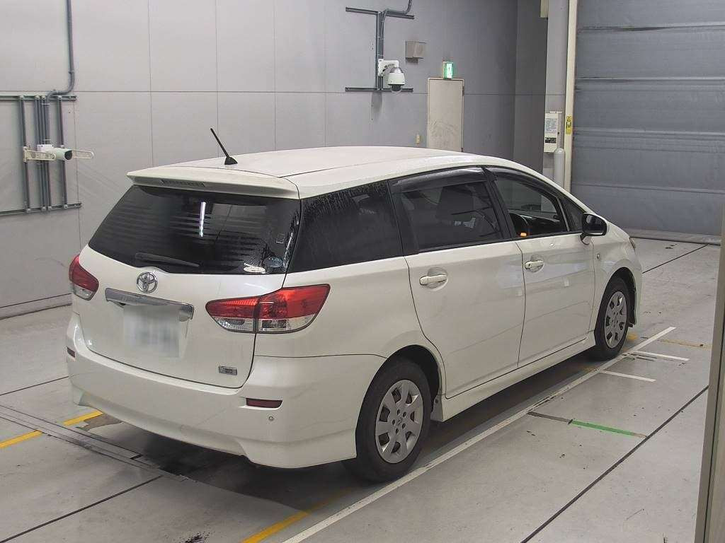 2010 Toyota Wish ZGE20G[1]