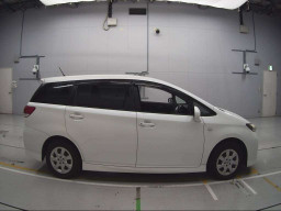 2010 Toyota Wish