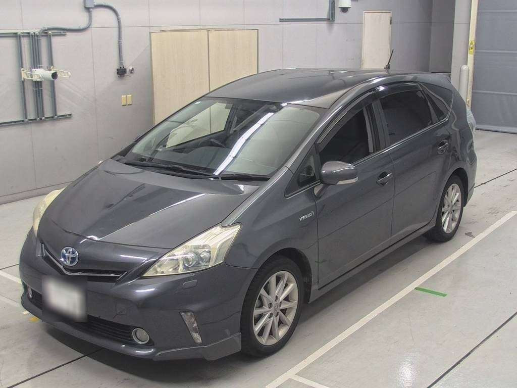 2012 Toyota Prius alpha ZVW41W[0]