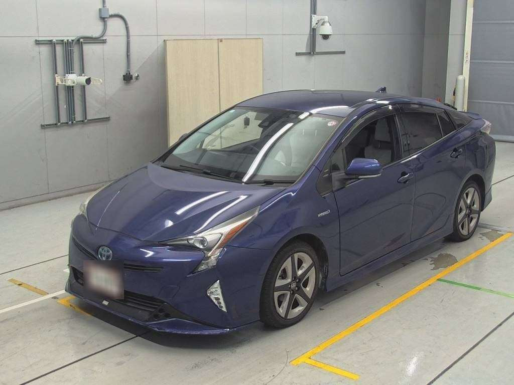 2016 Toyota Prius ZVW50[0]