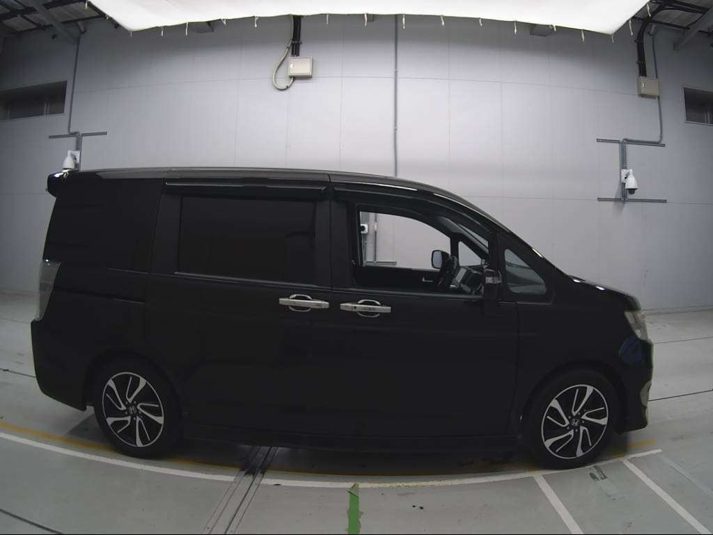 2014 Honda Step WGN Spada RK5[2]