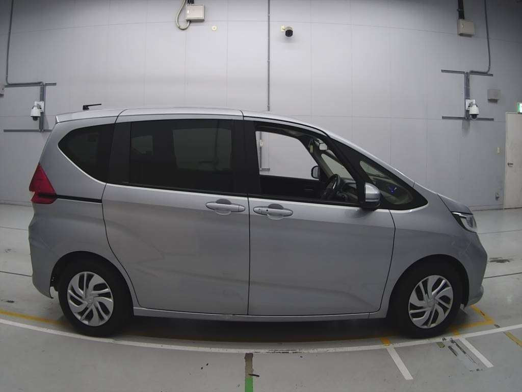 2020 Honda Freed GB5[2]