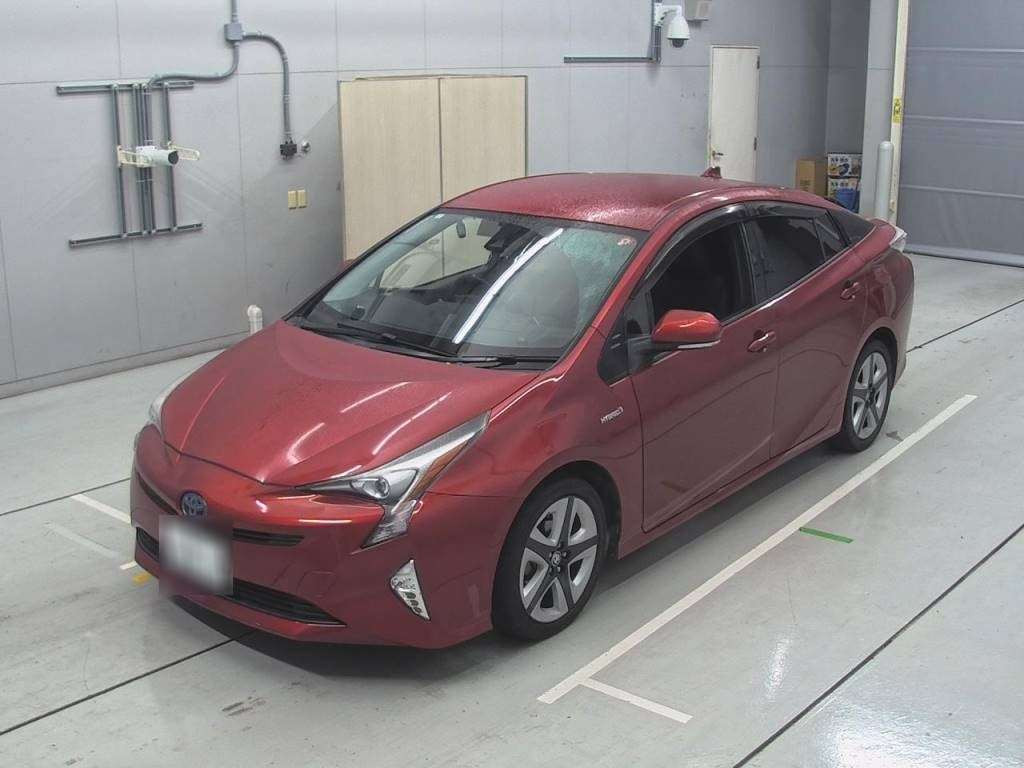 2016 Toyota Prius ZVW50[0]