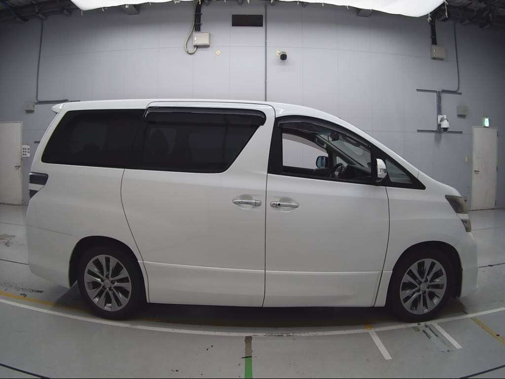 2010 Toyota Vellfire ANH20W[2]