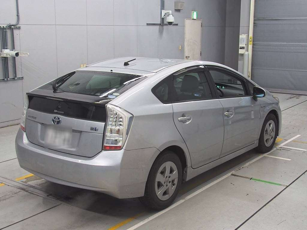 2011 Toyota Prius ZVW30[1]