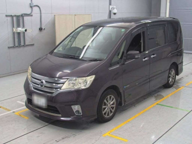 2013 Nissan Serena