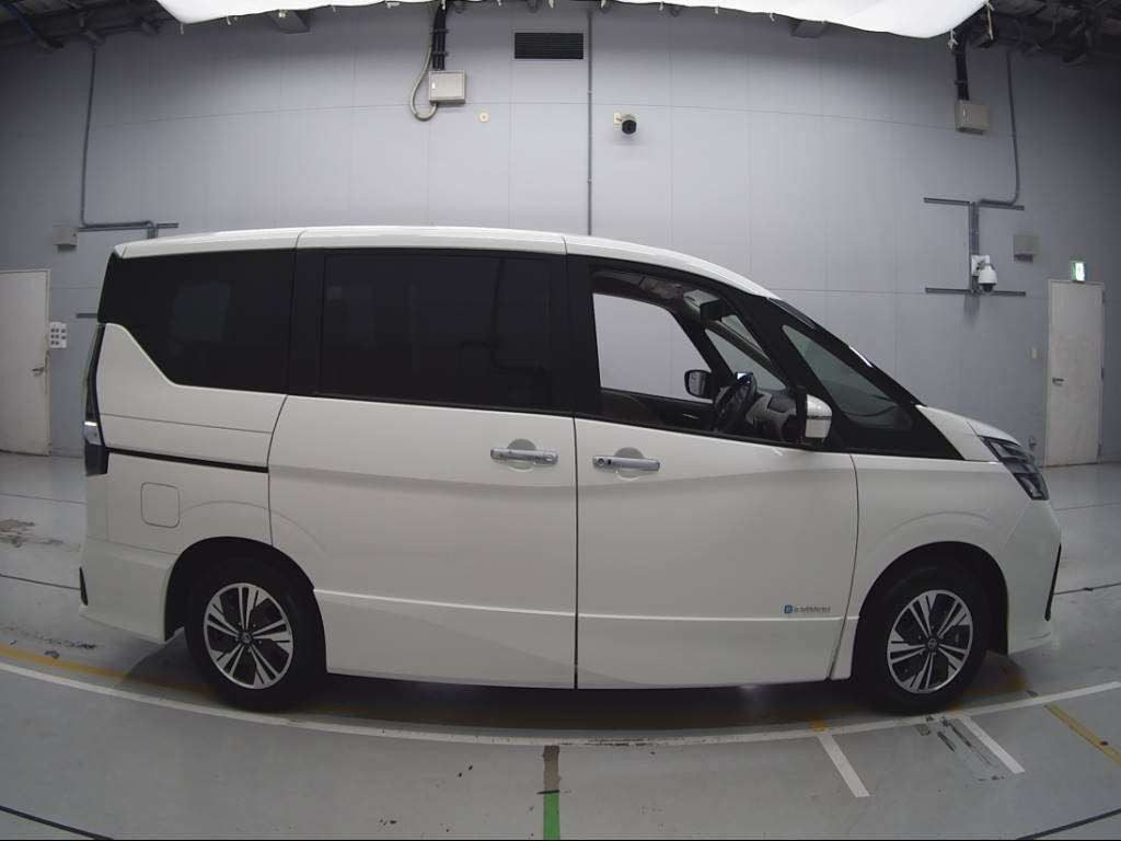 2021 Nissan Serena HFC27[2]