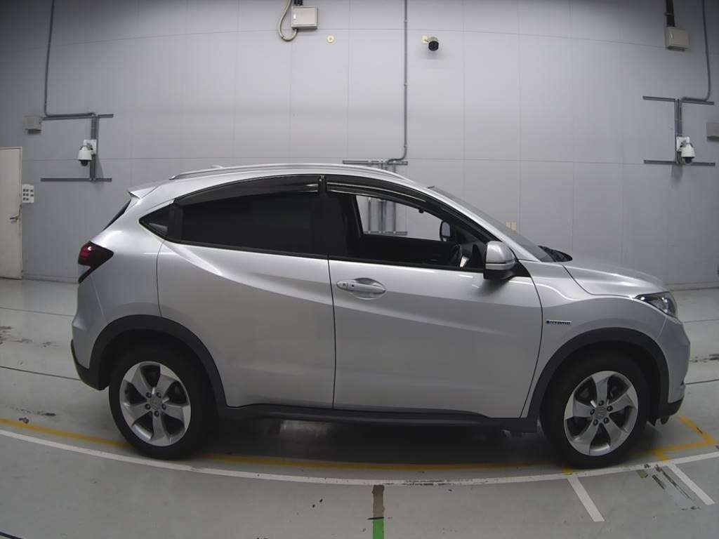 2014 Honda VEZEL RU4[2]