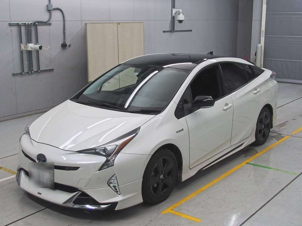 2018 Toyota Prius ZVW50[0]