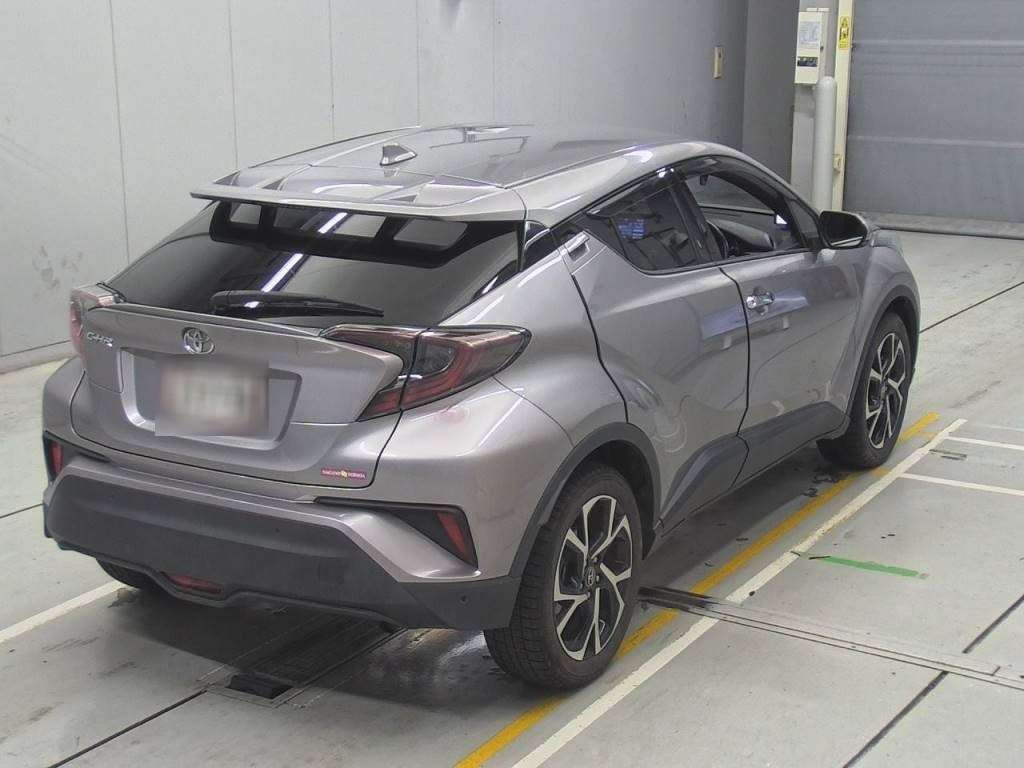 2018 Toyota C-HR NGX50[1]