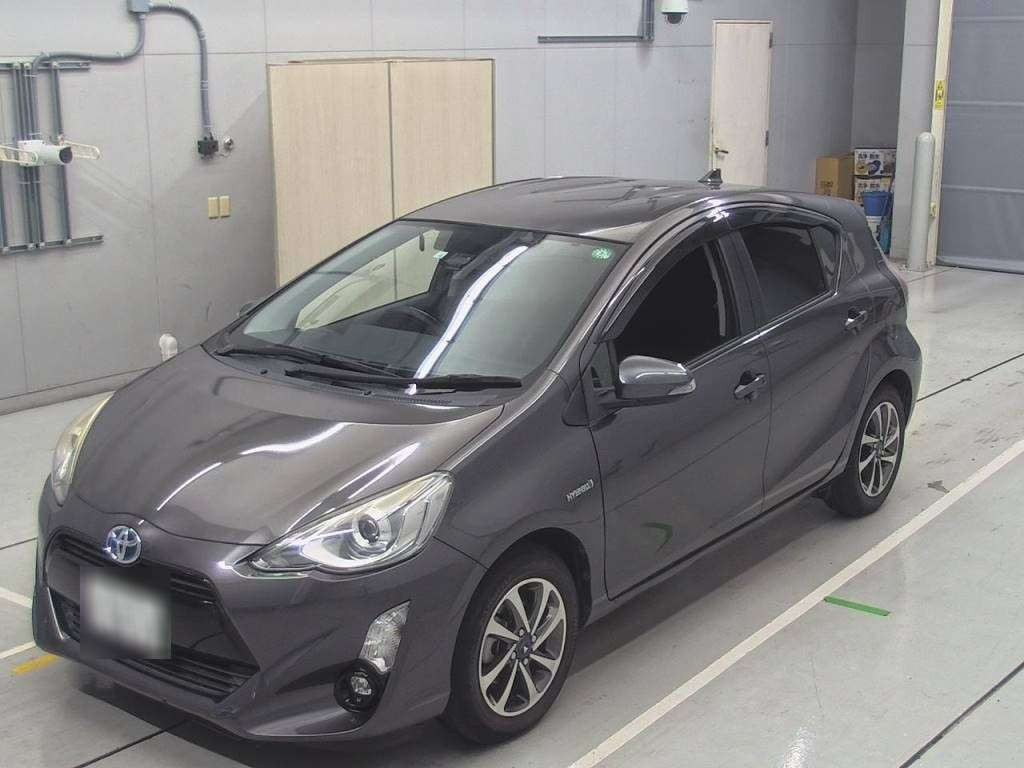 2016 Toyota Aqua NHP10[0]