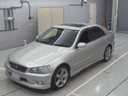 2003 Toyota Altezza