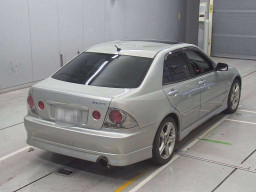 2003 Toyota Altezza