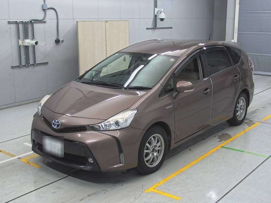 2014 Toyota Prius alpha ZVW40W[0]