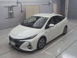 2017 Toyota Prius PHV