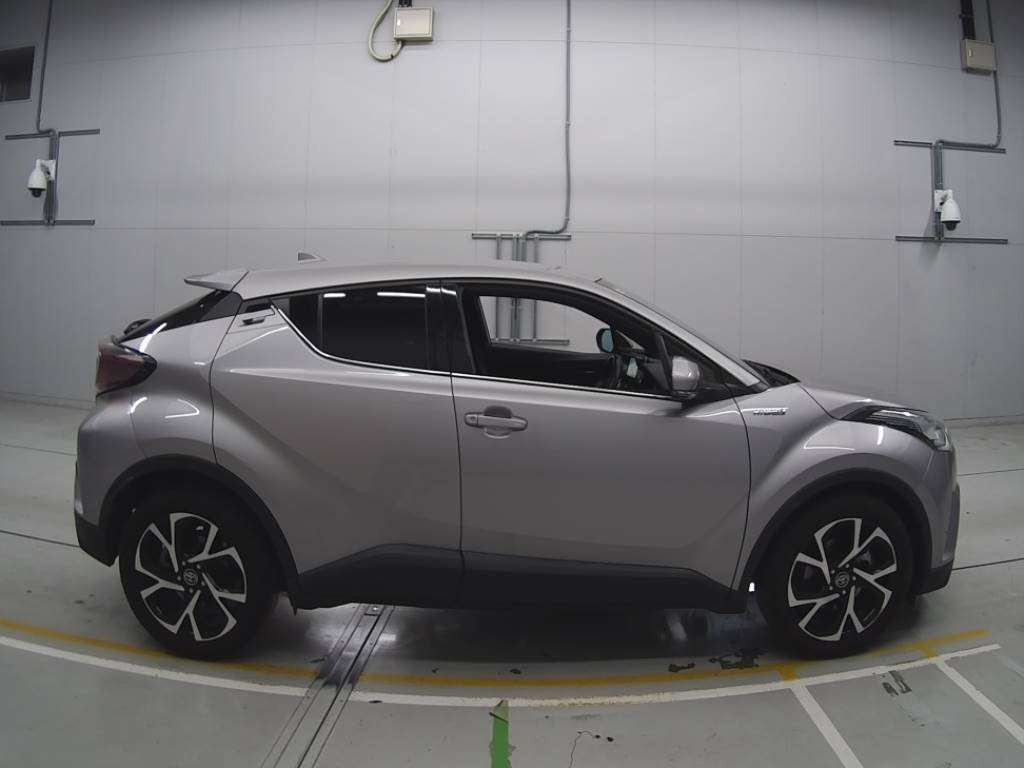 2018 Toyota C-HR ZYX10[2]