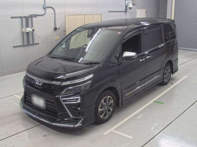 2019 Toyota Voxy